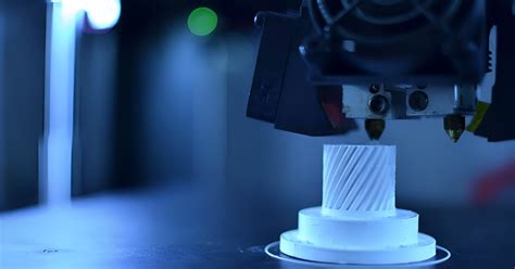 3D printing of ceramic components using a customized 3D 